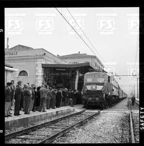 NEG_23870N_14734V.tif