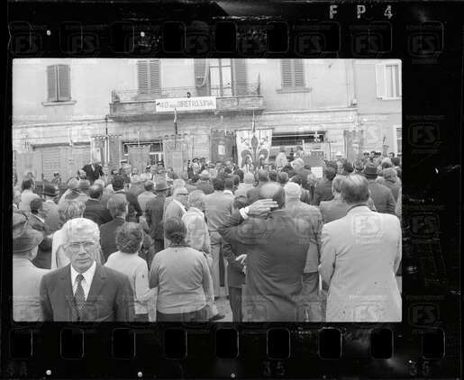 NEG_28329N_49601V.tif