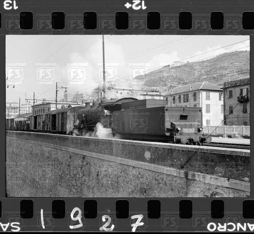 NEG_CDM_1927.tif