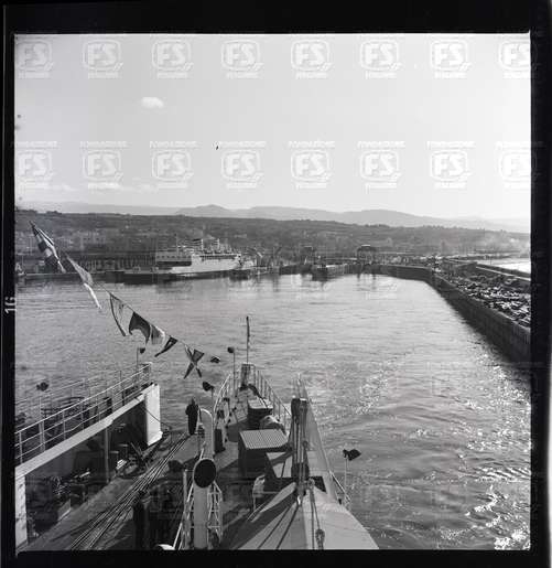 NEG_24774N_19594V.tif